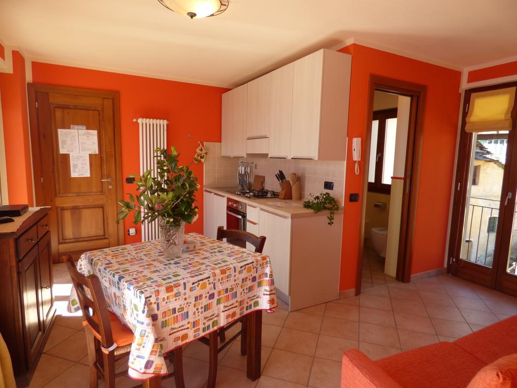 Casale Fe-Wo - Appartamenti Con Vista Lago Cannero Riviera Chambre photo