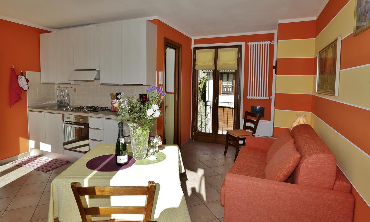 Casale Fe-Wo - Appartamenti Con Vista Lago Cannero Riviera Extérieur photo