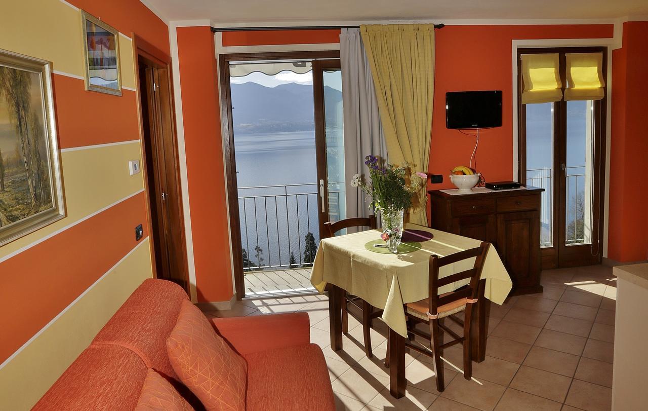 Casale Fe-Wo - Appartamenti Con Vista Lago Cannero Riviera Extérieur photo