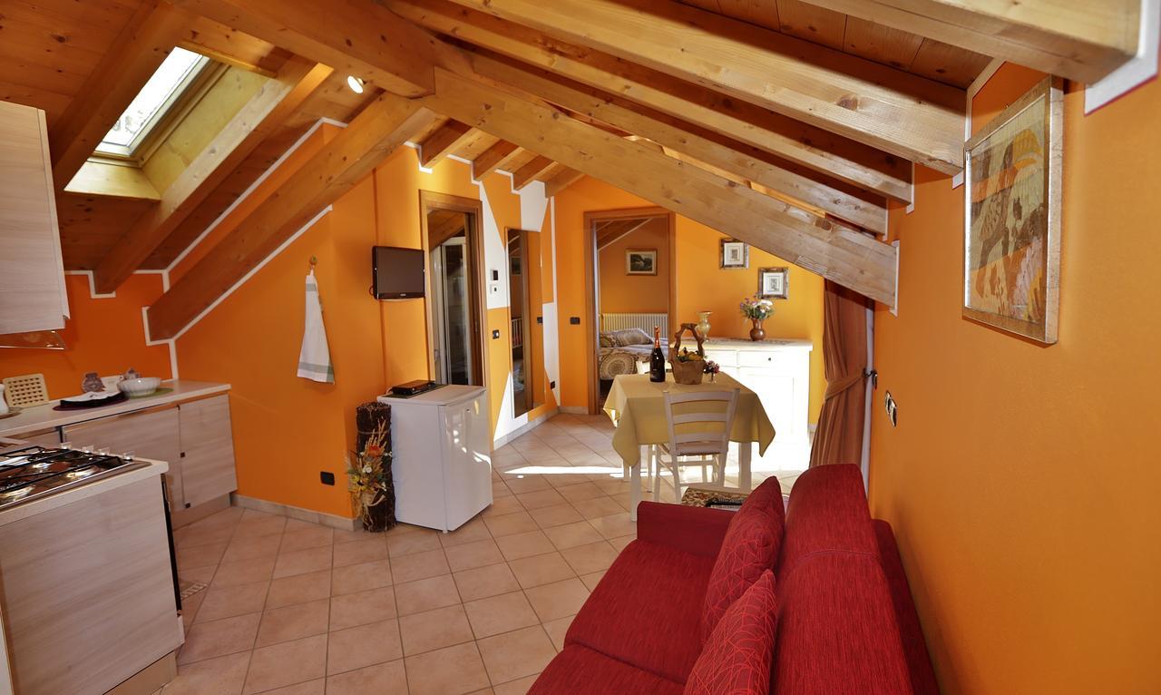 Casale Fe-Wo - Appartamenti Con Vista Lago Cannero Riviera Extérieur photo